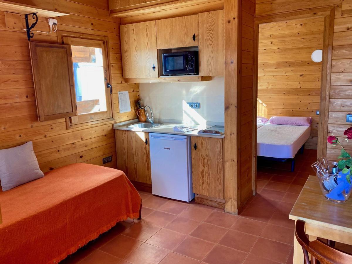 Campalans Hotel Rural Bungalows Mobilhomes Borredá Dış mekan fotoğraf