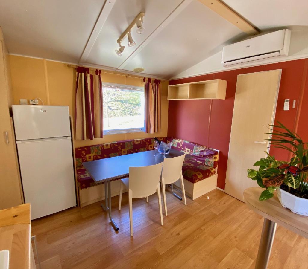 Campalans Hotel Rural Bungalows Mobilhomes Borredá Dış mekan fotoğraf